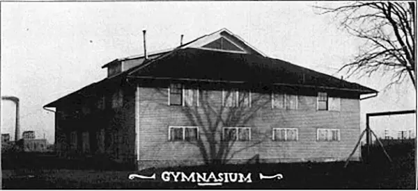 Gymnasium on the Scott land, 1922