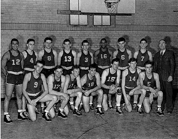 The basketball team of 1941-42