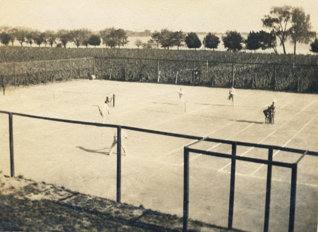 Rehberg Hall: Tennis.