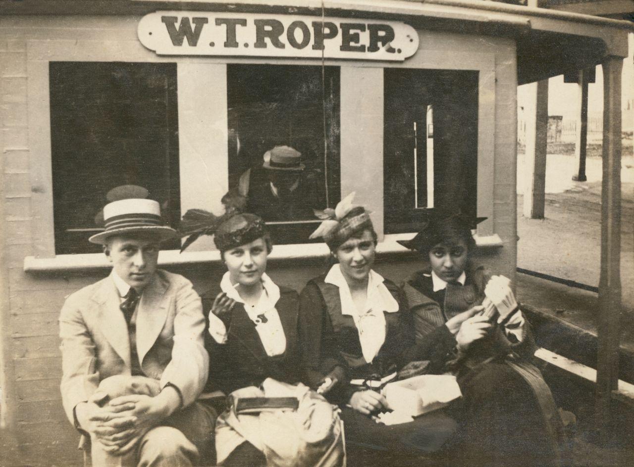 Middle Bass Club Members on the W.T. Roper, circa 1915. Isaac Kinsey Jr.?