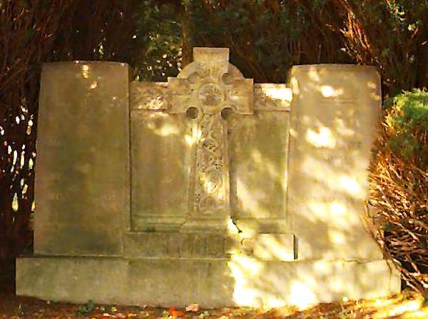 George Stratford Mills's grave