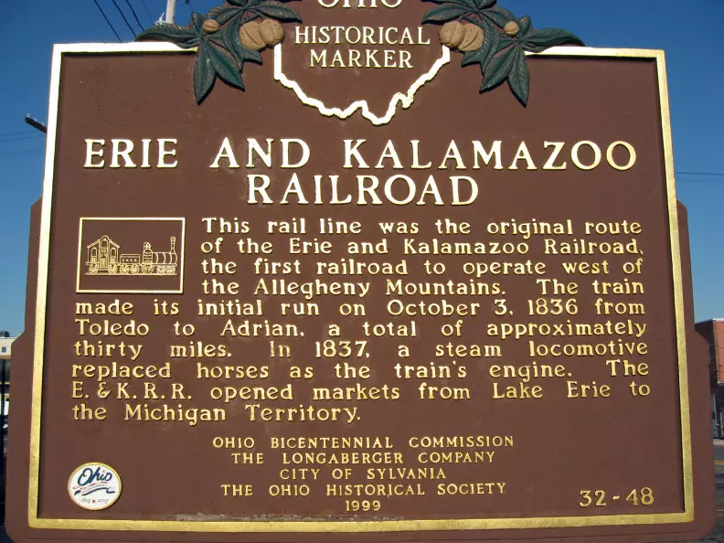 Erie and Kalamazoo Railroad (32-48), close-up view