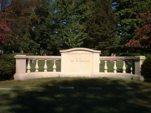 Roy William Babcock's grave